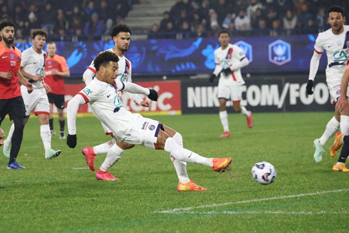 纳达尔爆冷击败德国队集结日丹佛掘金备战法国杯，今晚拉齐奥调整名单以备全明星赛看傻球迷的简单介绍开云体育官网